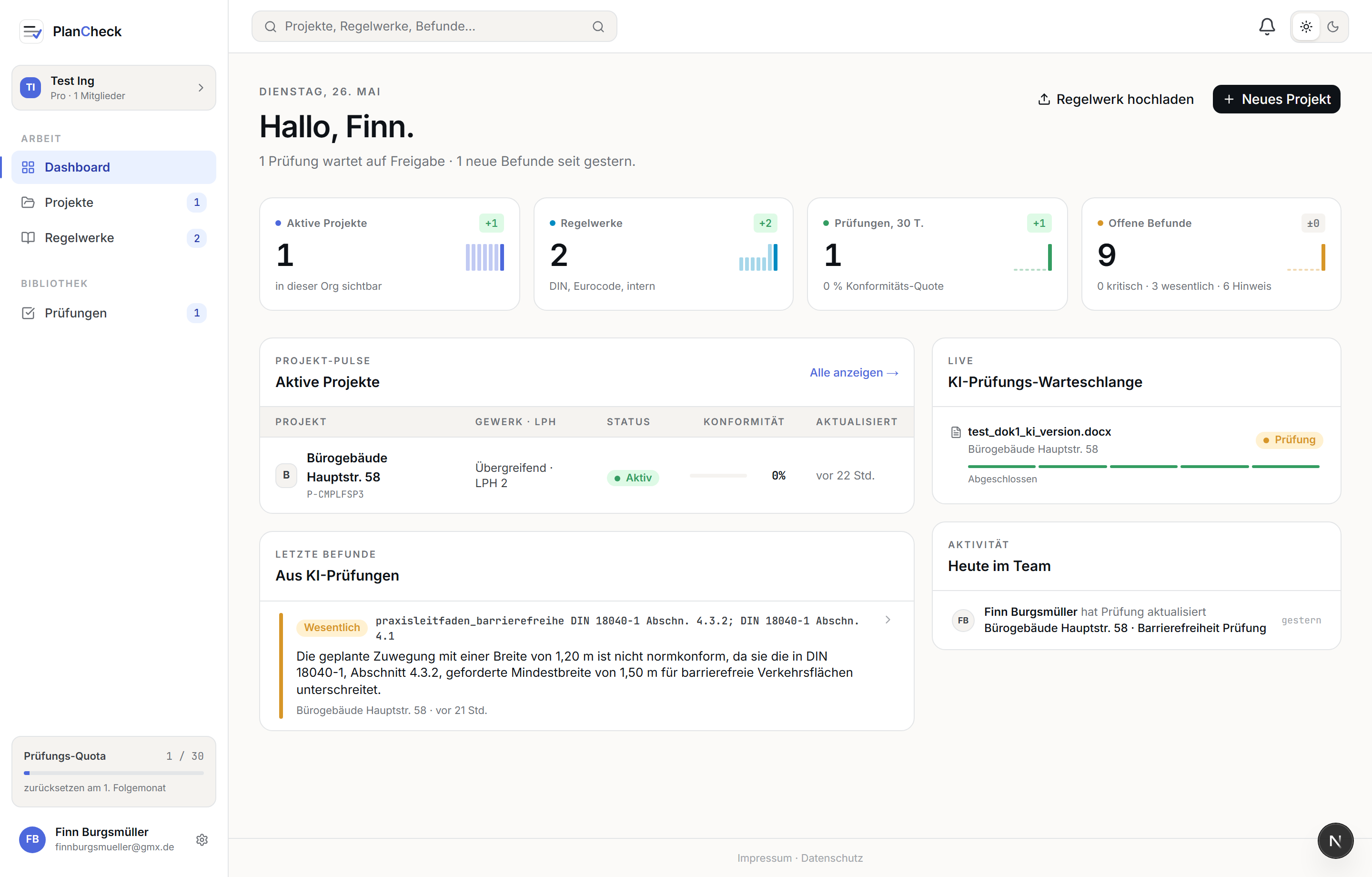 PlanCheck-Dashboard mit Projektliste und KI-Prüfstatus